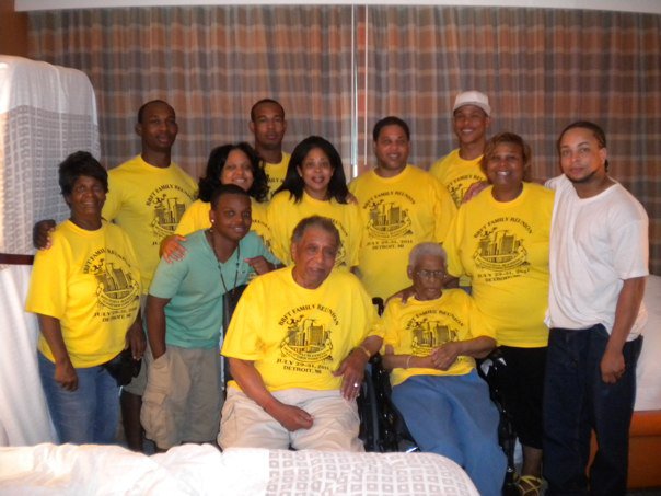 William Townley Sr and family at te Detroit BBFT reunion in Detroit 2007
